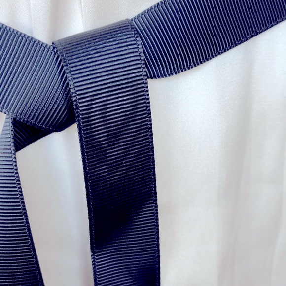 NWT bcbgmaxazria silky satin tops w/bow - Picture 6 of 7